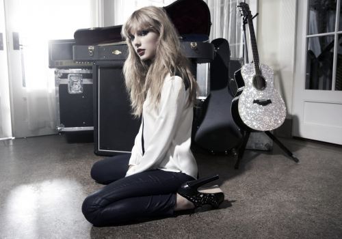 Taylor Swift Beloved HD HQ Wallpaper
