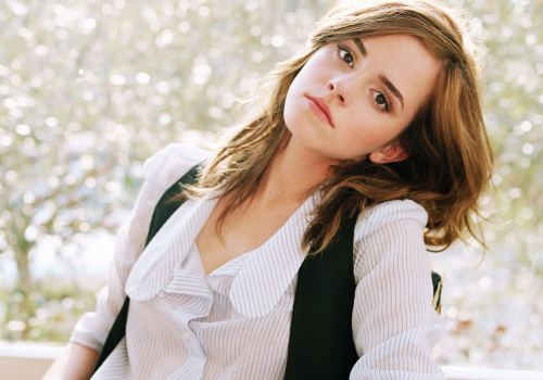 Beloved Emma Watson Wide HD Wallpaper